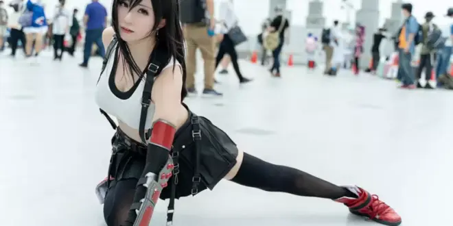 Tifa Cosplay from Final Fantasy VII Remake – “I Am Reborn in This Graceful Pose”