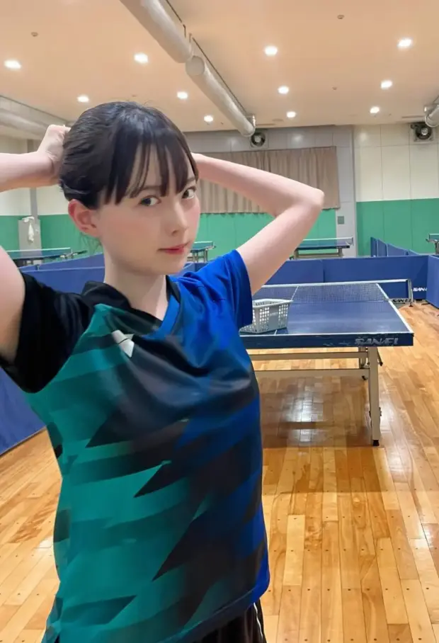 New Table Tennis Beauty Surpasses Ai Fukuhara! Hina Kikuchi's Looks Rival AI, Photos Garner 30 Million Views in Two Days