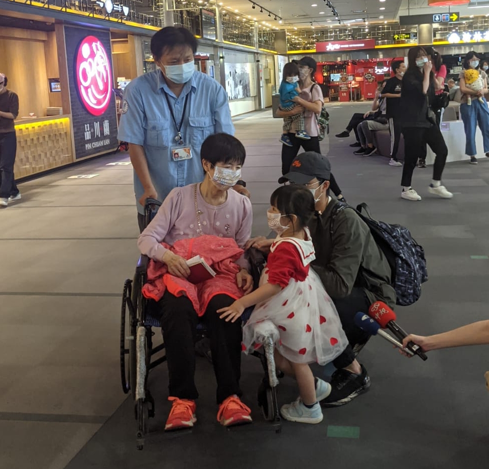 After Divorce, Ai Fukuhara's Mother Refused to Live Together; Former Tensions Resolved, Mother-Daughter Relationship Recovered—Fukuhara Shares Photo of Red Bean Soup, Thanking Her Mother for Teaching Her How to Cook.