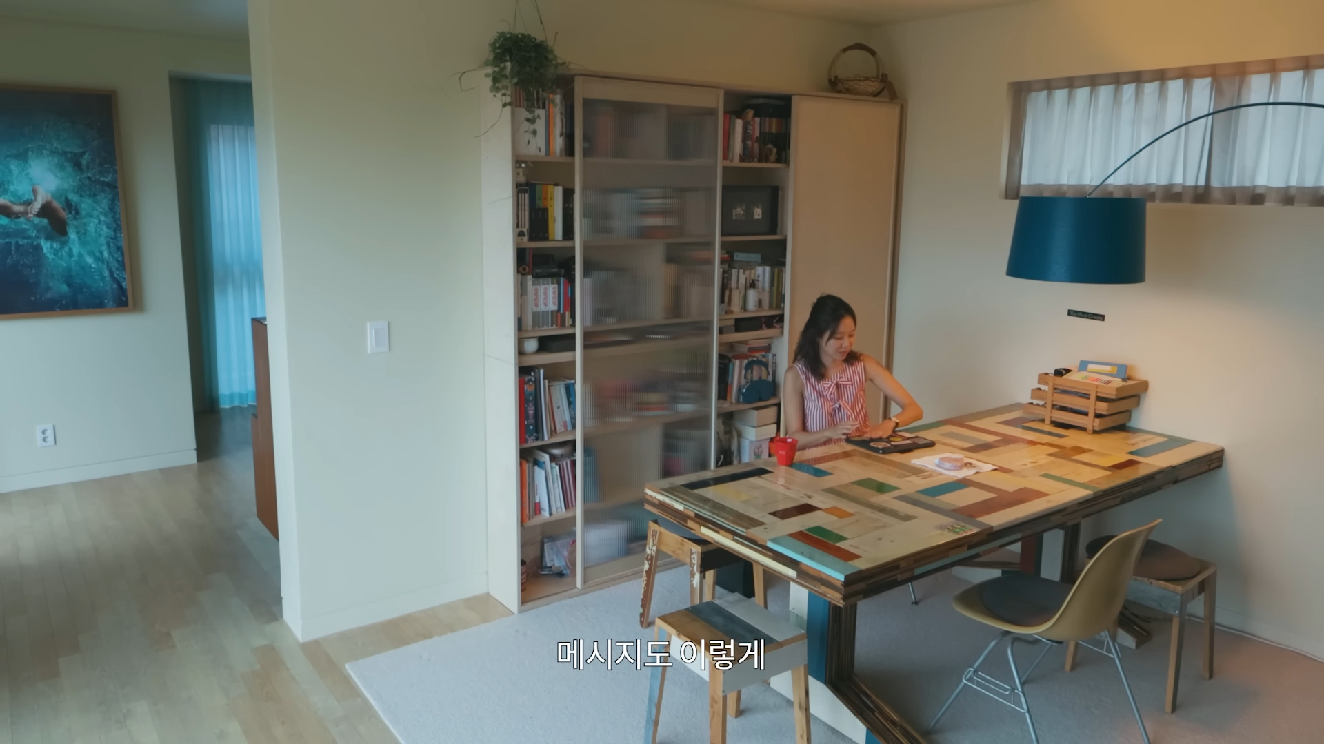 Unboxing the New Home of Korean Actress Kong Xiaozhen! Like a Wes Anderson movie scene, the unique decoration and bedroom become highlights