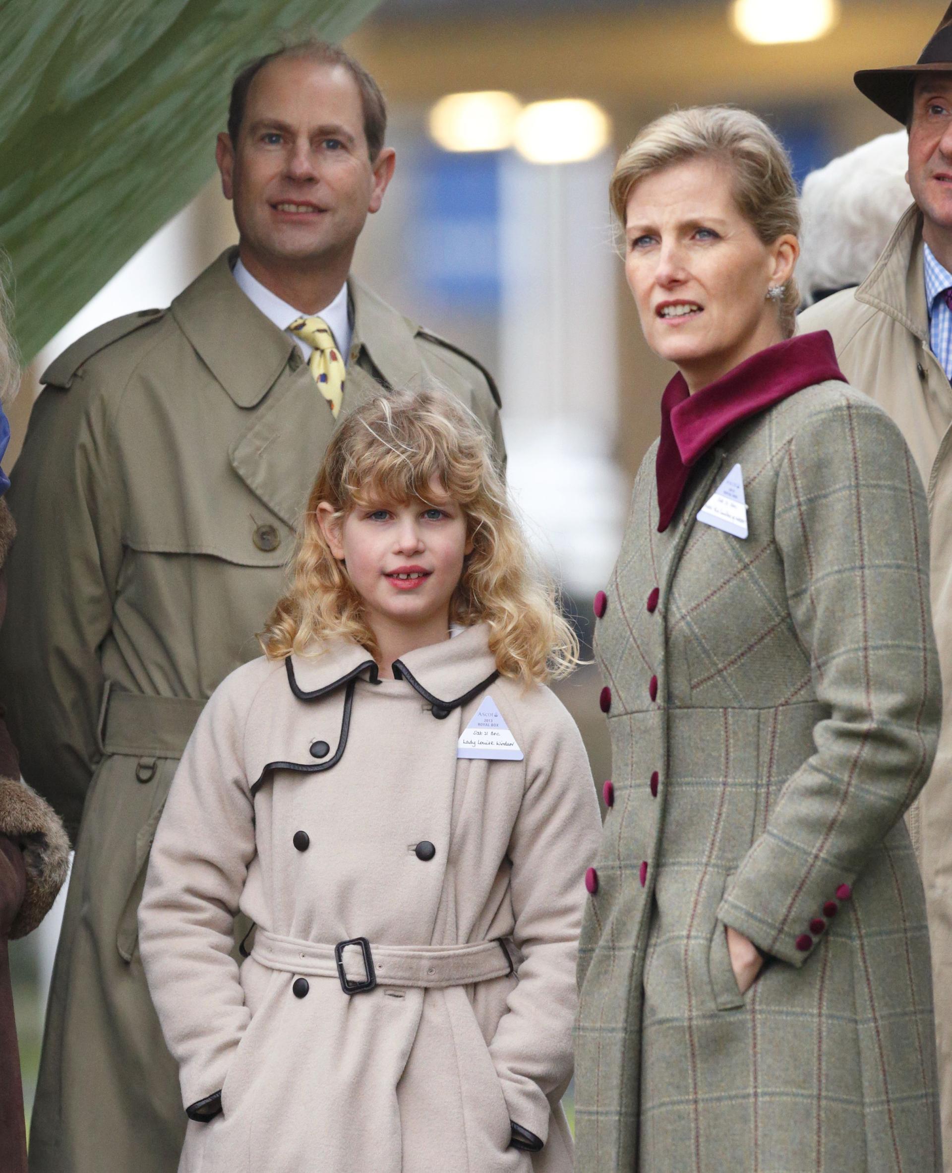 The low-key goddess of the British royal family! Does Lady Louise give up her princess status and want to join the army like the Queen?