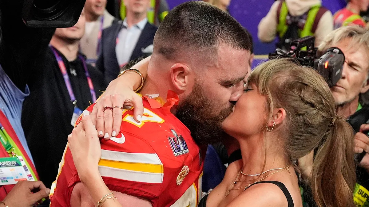 Travis Kelce fears online rumors of breaking up contract with Taylor Swift and entering the entertainment industry to take on his first TV series role