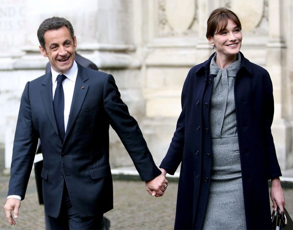 From supermodel legend to French First Lady! 56 year old Carla Bruni returns to Victoria; Secret skybridge, praised by the old Buddha as' perfect '