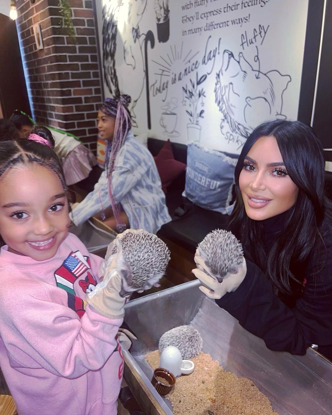 Kim Kardashian's 6-year-old daughter has stunning looks! Netizens exclaim: The future super socialite has been born