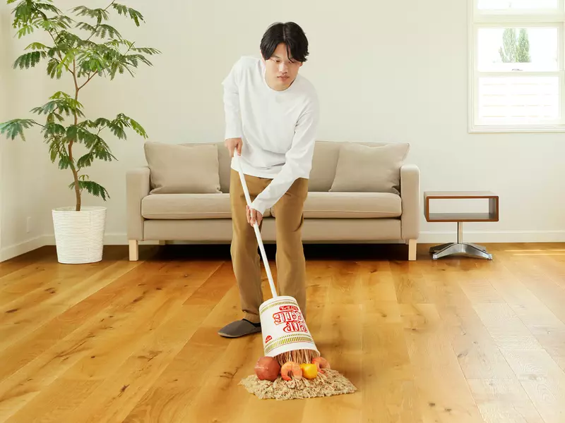 Nissin has come up with another miraculous move! Can instant noodles turn into mops? The creativity behind it is astonishing