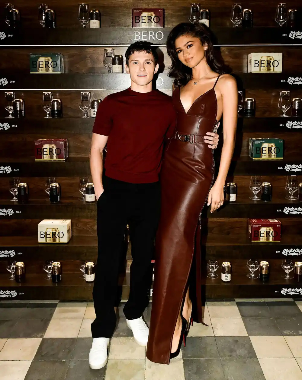 Tom Holland admits that he searches online every day for Zadaya's current situation! Just to feel a hint of warmth amidst busyness