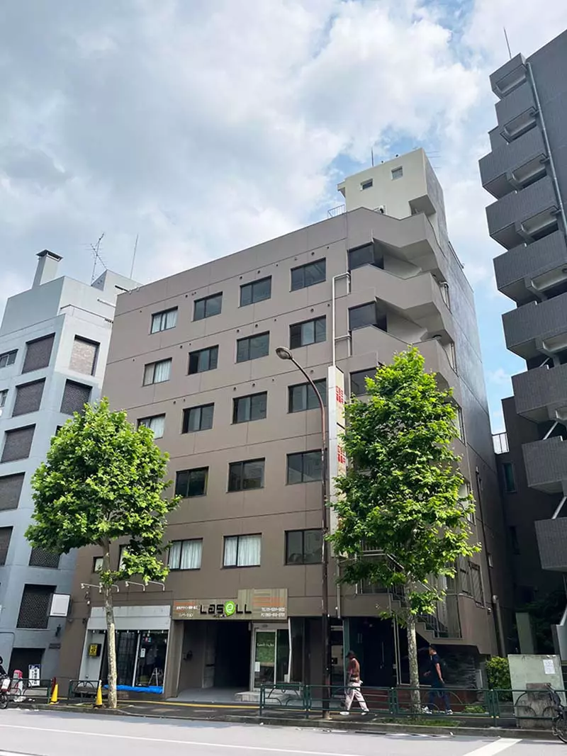 The topic of Tokyo, Japan is a cramped apartment with a rent of less than 2 ping and a asking price of up to 35000 yuan! Netizens roast that prisons are better than this environment!