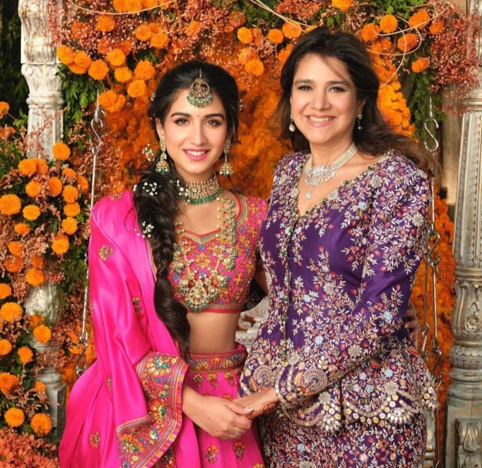 Once thought to be 'marrying down' to the richest man in Asia, but the newlywed wife Radhika Merchant has a stunning background! It is the highest unattainable white rich beauty in India!