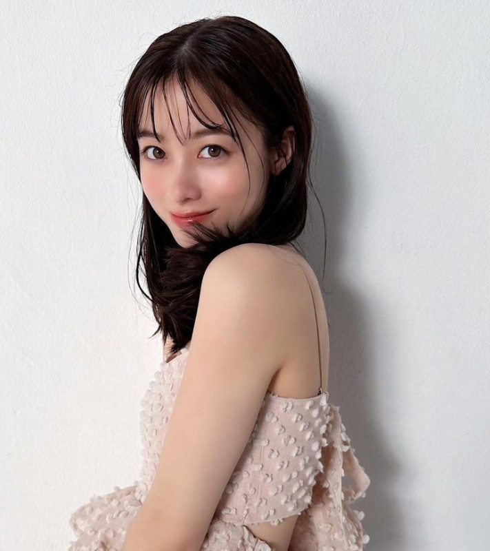 Japanese actress Huana Hashimoto is accused of forcing 8 agents to leave! Set off another wave of public opinion, the company responds by cracking down on rumors one by one